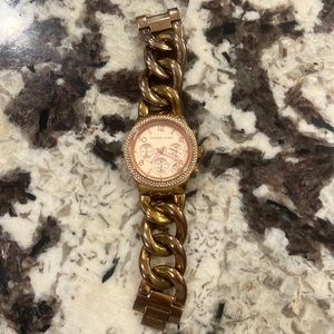 Loved MK rose gold watch.